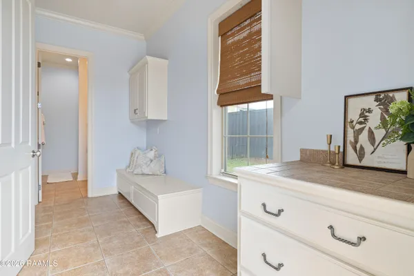 $635,000 | 104 La Quinta Circle, Broussard, LA 70518