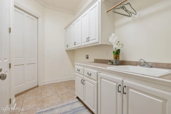 $635,000 | 104 La Quinta Circle, Broussard, LA 70518