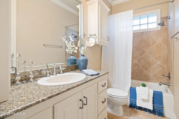 $635,000 | 104 La Quinta Circle, Broussard, LA 70518