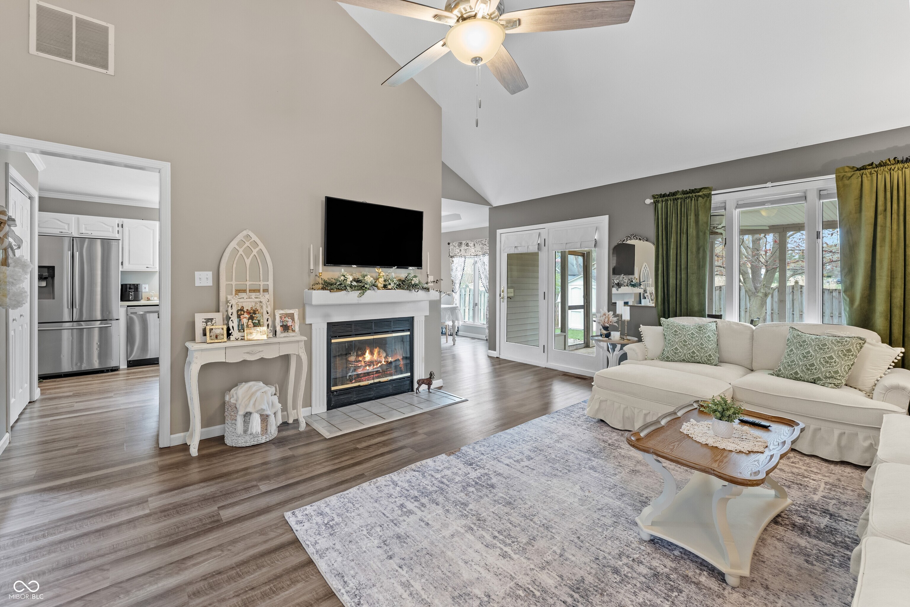 3371 Briar Ridge Way Columbus, IN 47203 - Photo 2 of 39