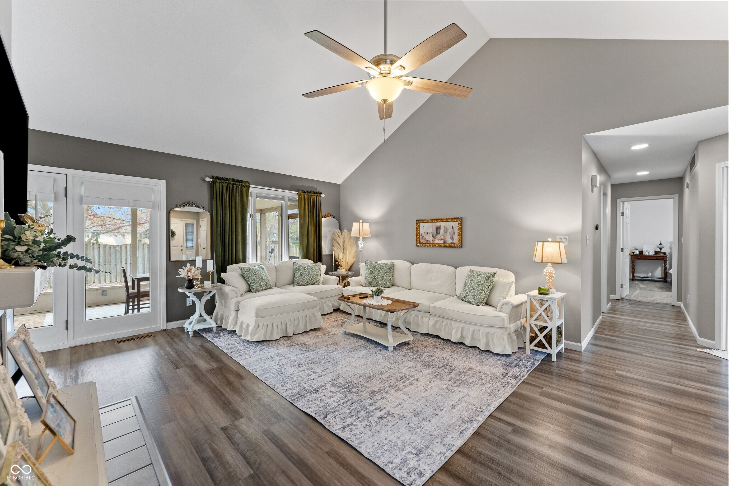 3371 Briar Ridge Way Columbus, IN 47203 - Photo 4 of 39