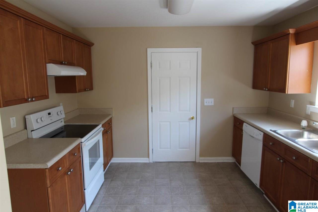 290 Fox Run Circle Pell City, AL 35125 - Photo 11 of 14