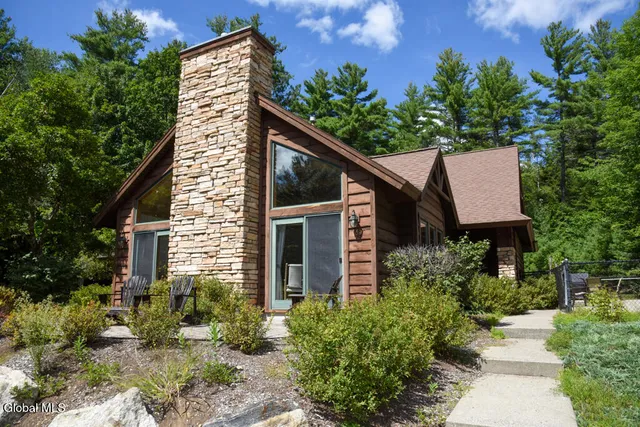 $99,900 | 49 The Woods, Johnsburg, NY 12853