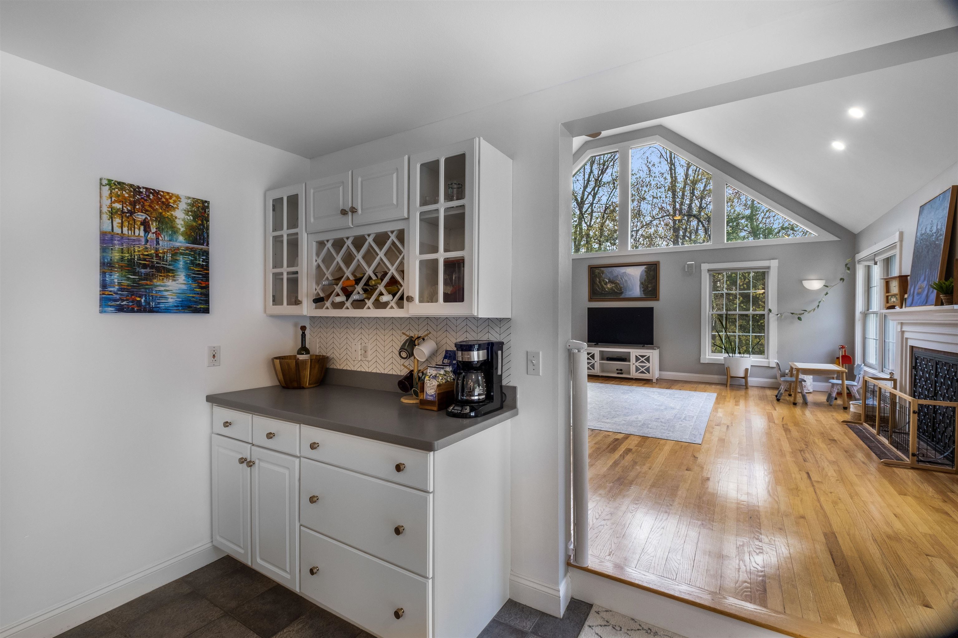 278 Long Hill Road Dover, NH 03820 - Photo 17 of 60
