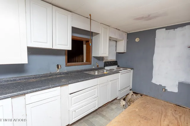 188 County Road 526, Athens, TN 37303