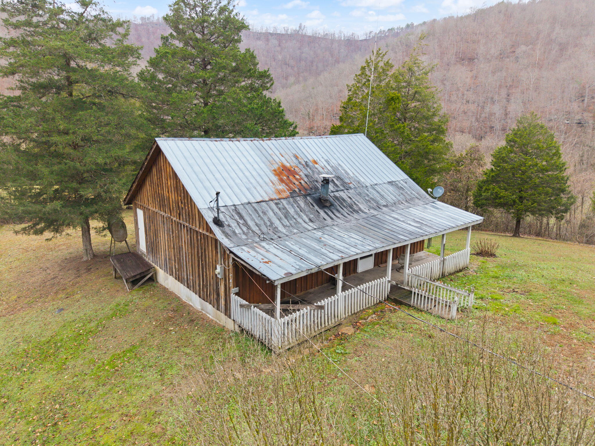 535 Ashana Road Jackson, KY 41339 - Photo 5 of 60 45-web-or-mls-DJI_20251125091257_0009_D