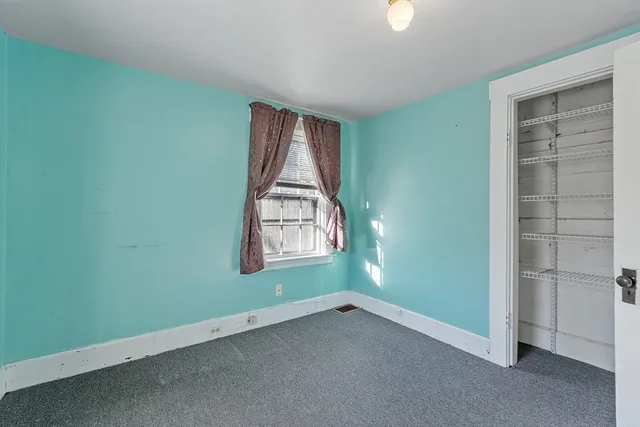 $299,900 | 66 South Main Street, Ashburnham, MA 01430