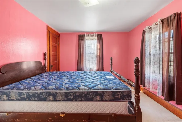 $299,900 | 66 South Main Street, Ashburnham, MA 01430