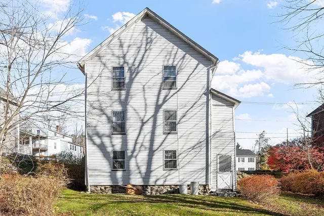 $299,900 | 66 South Main Street, Ashburnham, MA 01430