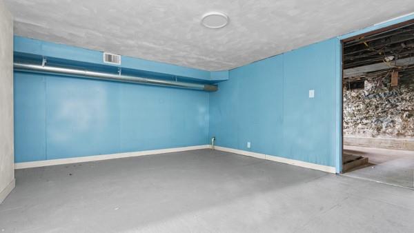 228 Alries Street Pittsburgh, PA 15210 - Photo 19 of 26