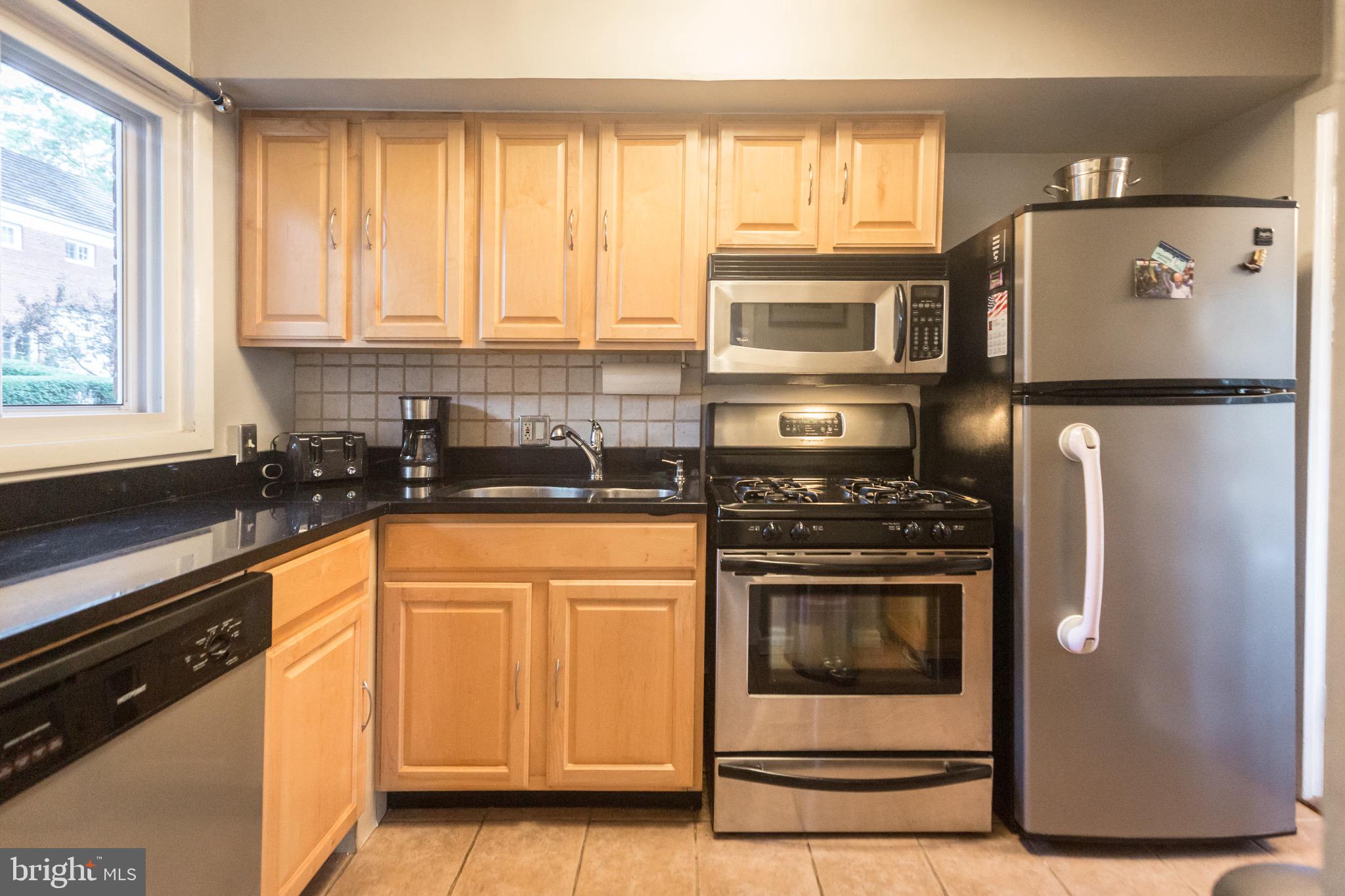 3735 Gunston Road Alexandria, VA 22302 - Photo 14 of 41