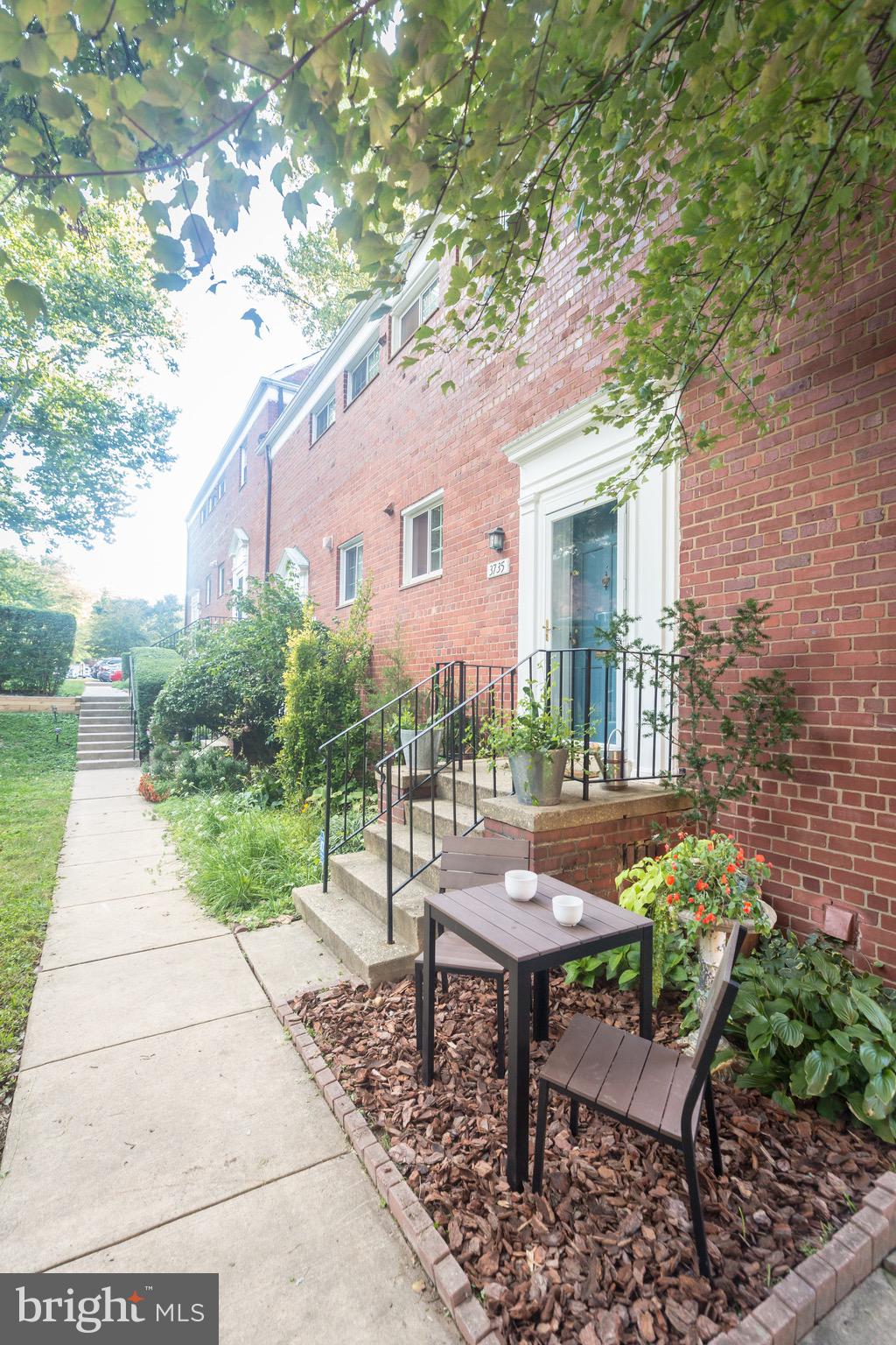 3735 Gunston Road Alexandria, VA 22302 - Photo 3 of 41