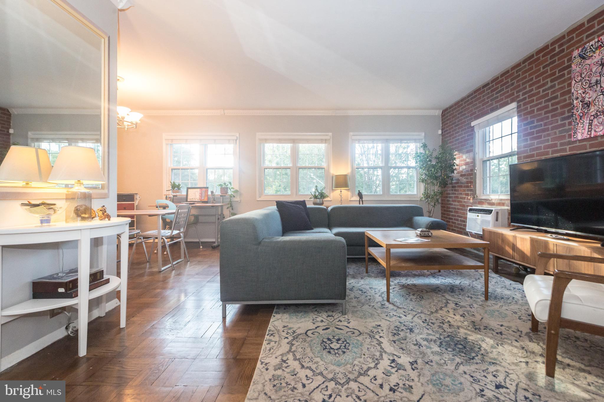 3735 Gunston Road Alexandria, VA 22302 - Photo 7 of 41