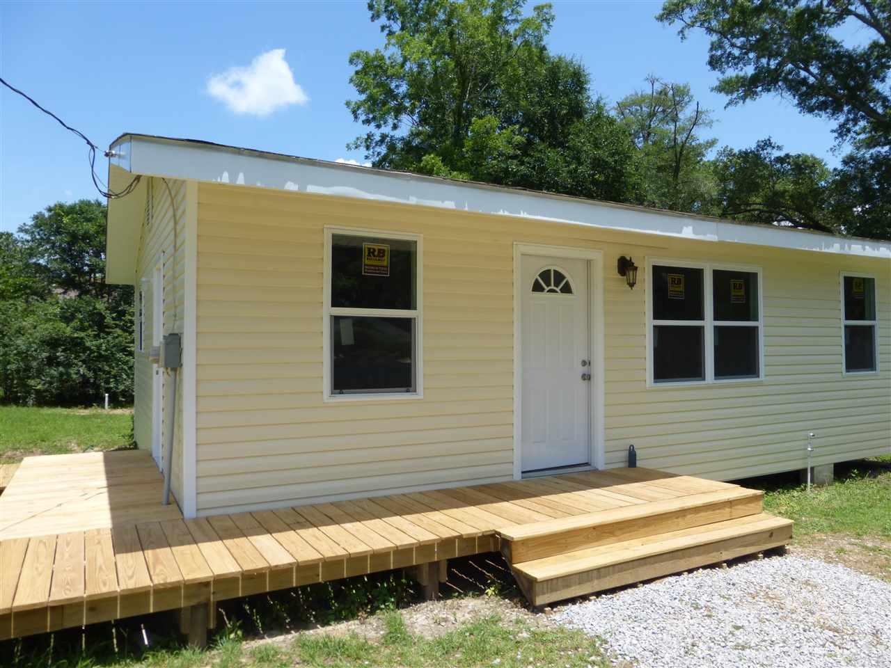 8050 Winodee Road Pensacola, FL 32514 - Photo 1 of 15 Gallery Image 1