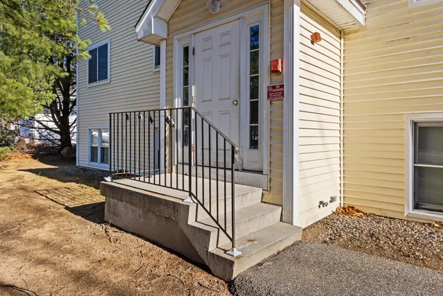 $235,000 | 18 Smithwheel Road, Unit 32, Old Orchard Beach, ME 04064