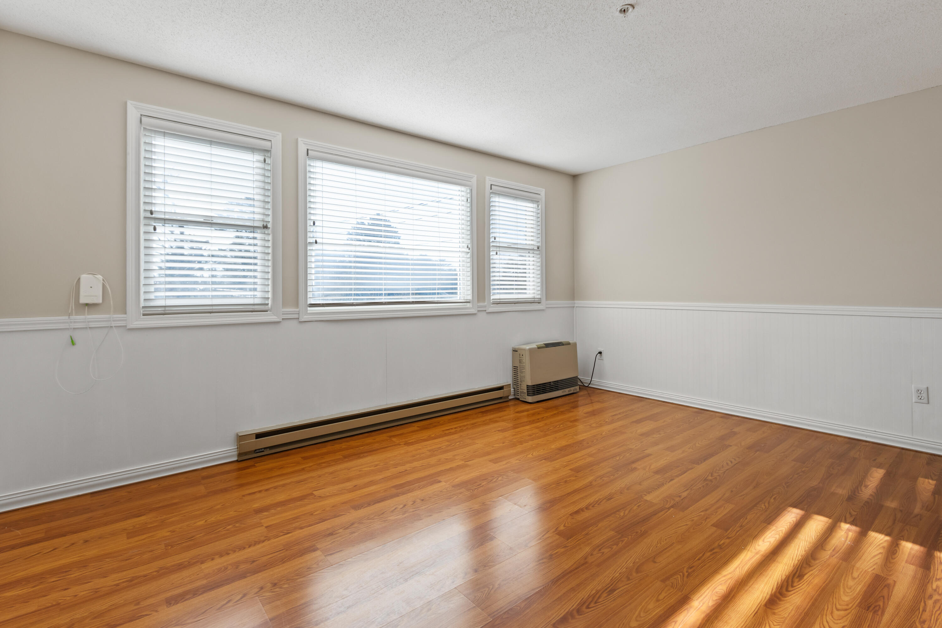 18 Smithwheel Road, Unit 32 Old Orchard Beach, ME 04064 - Photo 10 of 32 20251220LS-71019