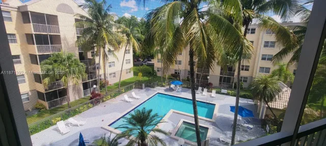 $2,000 | 8323 Lake Drive, Unit 404, Doral, FL 33166