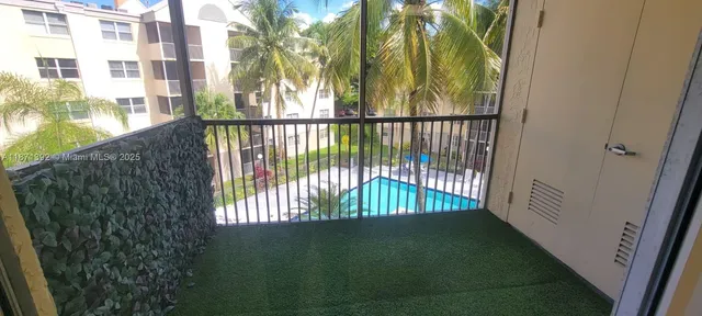 $2,000 | 8323 Lake Drive, Unit 404, Doral, FL 33166
