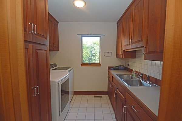 426 Boxford Road Haverhill, MA 01835 - Photo 11 of 30