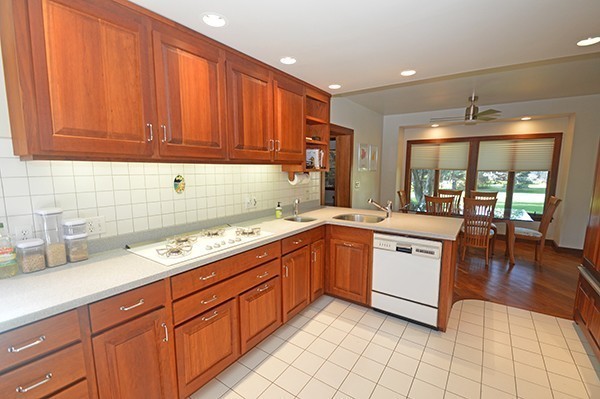 426 Boxford Road Haverhill, MA 01835 - Photo 9 of 30