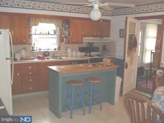 3625 Stoudts Ferry Bridge Road Reading, PA 19605 - Photo 4 of 6