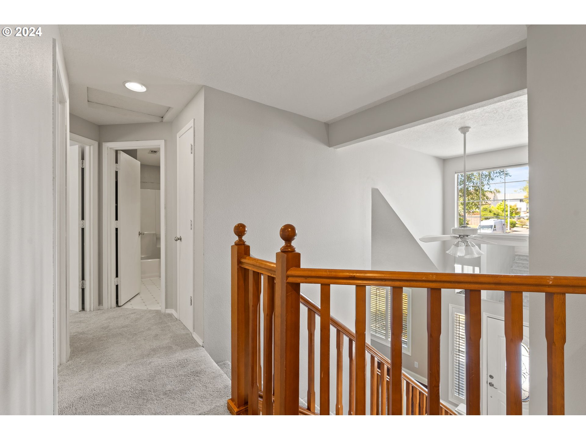 1406 Southeast Condor Place Gresham, OR 97080 - Photo 17 of 34