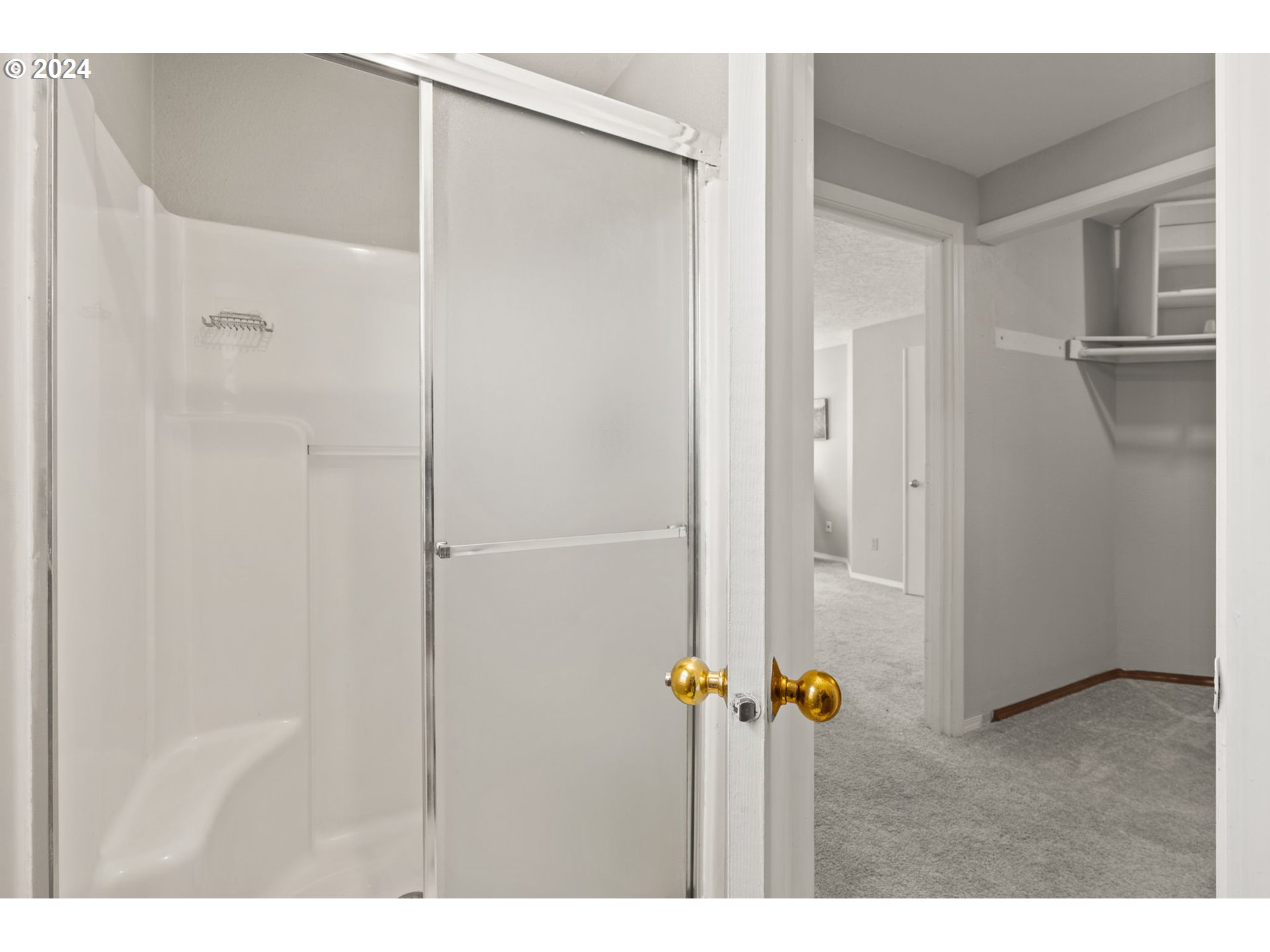 1406 Southeast Condor Place Gresham, OR 97080 - Photo 21 of 34