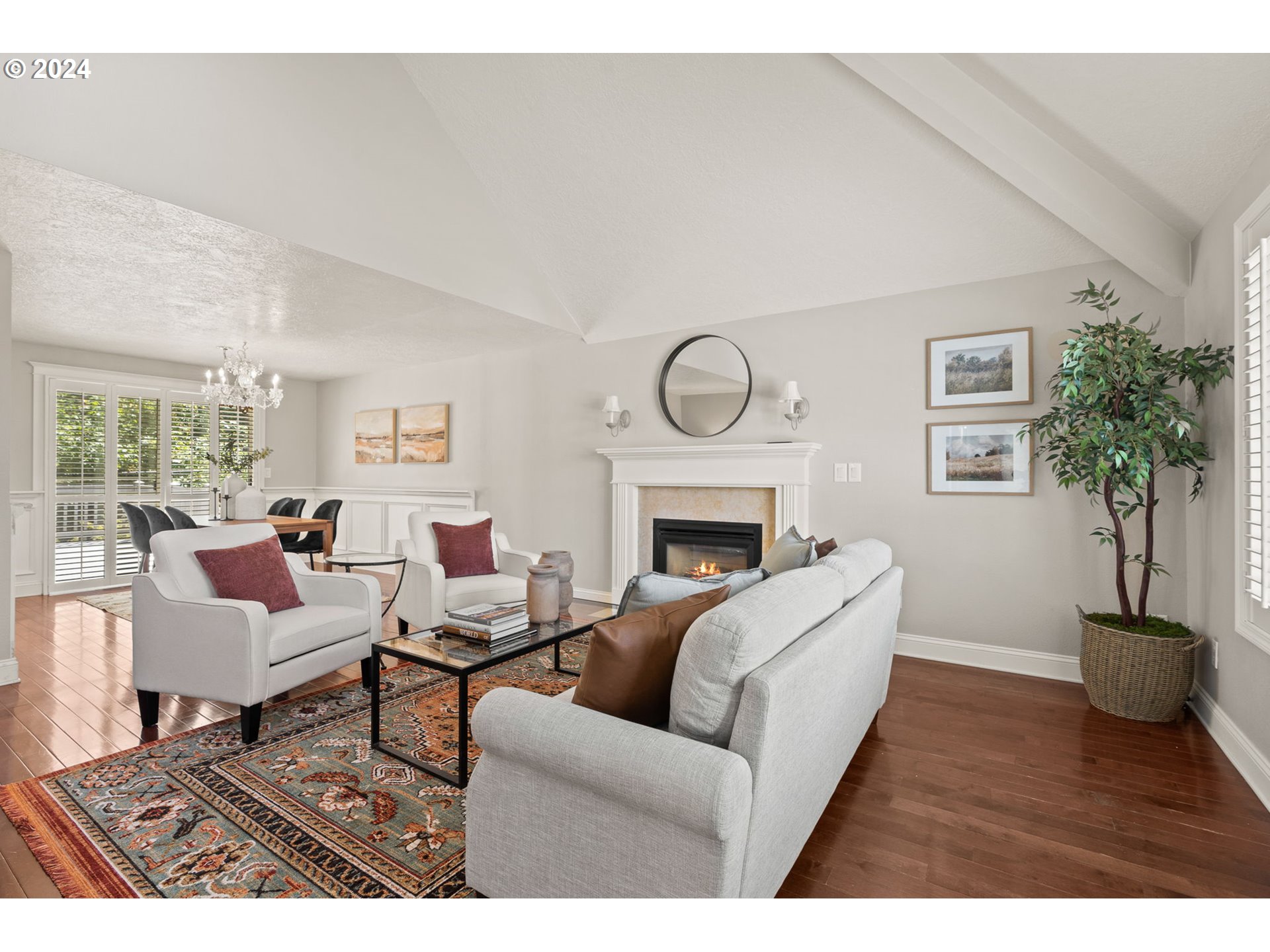 1406 Southeast Condor Place Gresham, OR 97080 - Photo 7 of 34