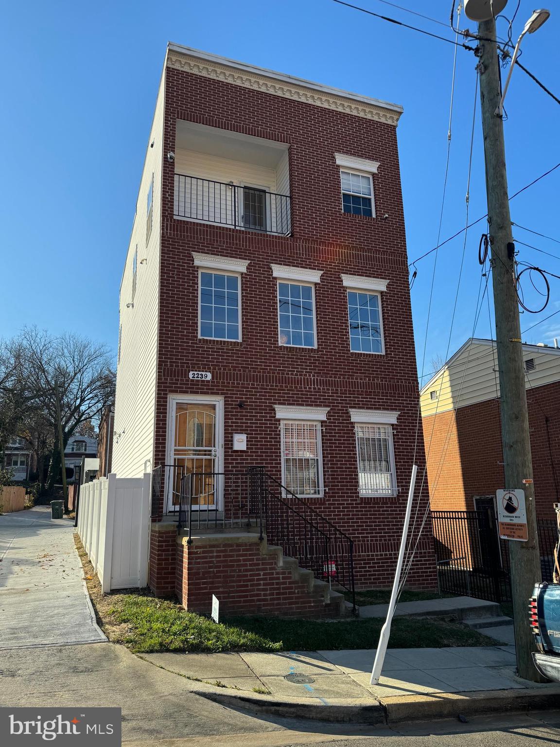 2239 Ridge Place Southeast Washington, DC 20020 - Photo 2 of 44 a front view of a house