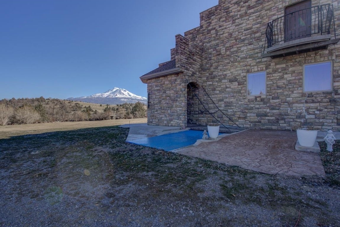 23205 Slough Road Weed, CA 96094 - Photo 33 of 50 Gallery Image 33