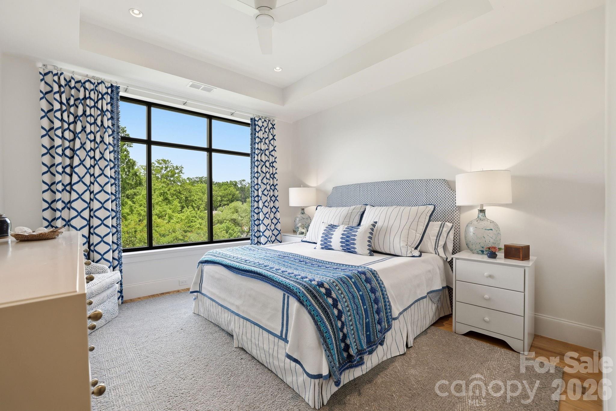 130 Cherokee Road, Unit 406 Charlotte, NC 28207 - Photo 18 of 35