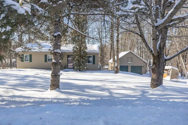 $375,000 | 31 Bellflower Drive, Auburn, ME 04210