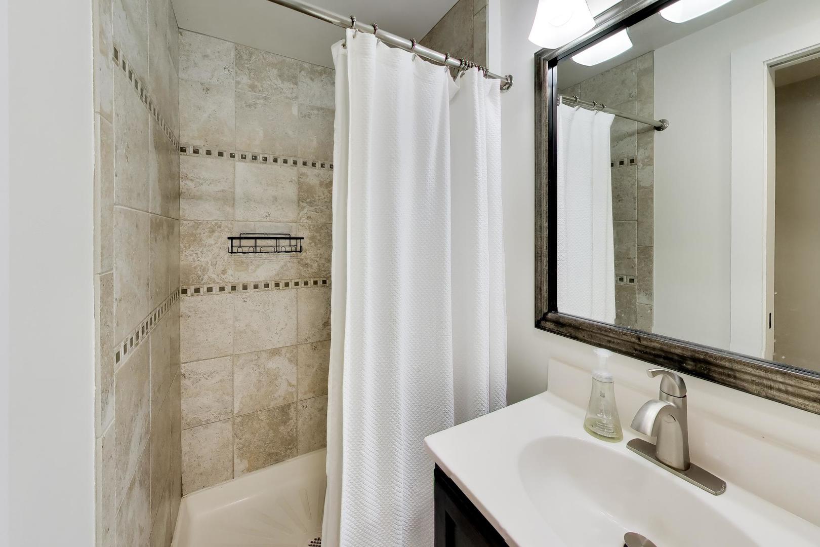 1001 Geneva Road St. Charles, IL 60174 - Photo 32 of 47 Gallery Image 32