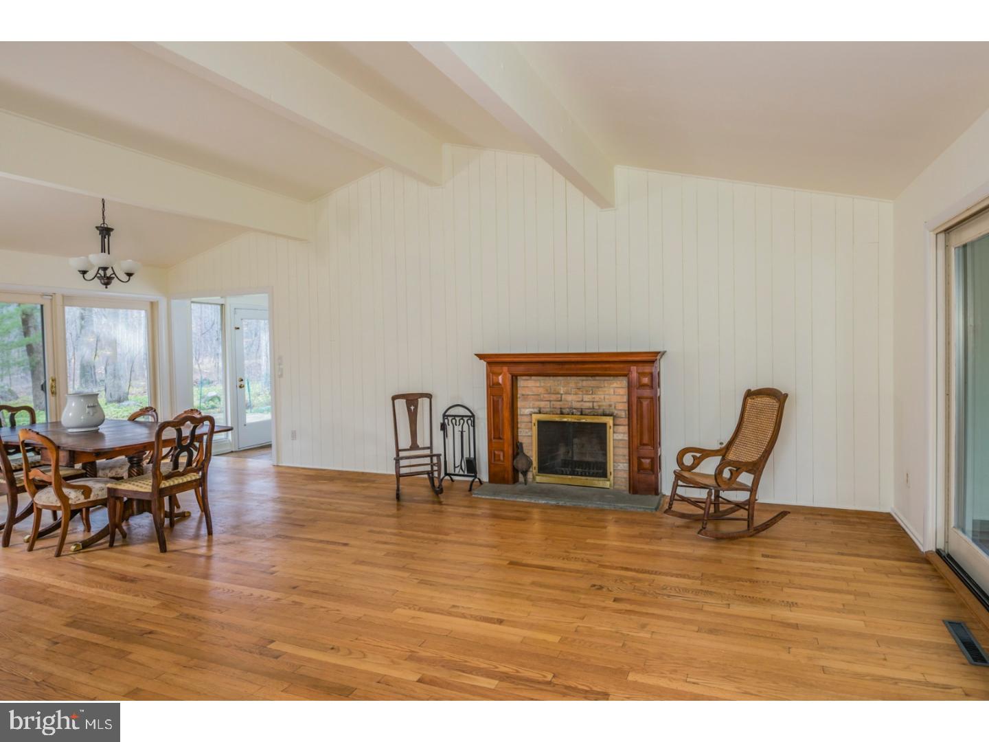 102 Autumn Hill Road Princeton, NJ 08540 - Photo 2 of 25 Gallery Image 2