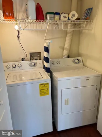 $1,800 | 18336 Streamside Drive, Unit 304, Gaithersburg, MD 20879