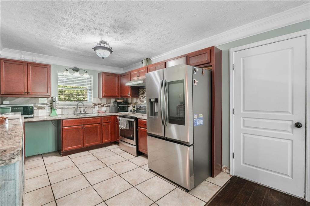 1295 Stephenson Road Lithonia, GA 30058 - Photo 15 of 45