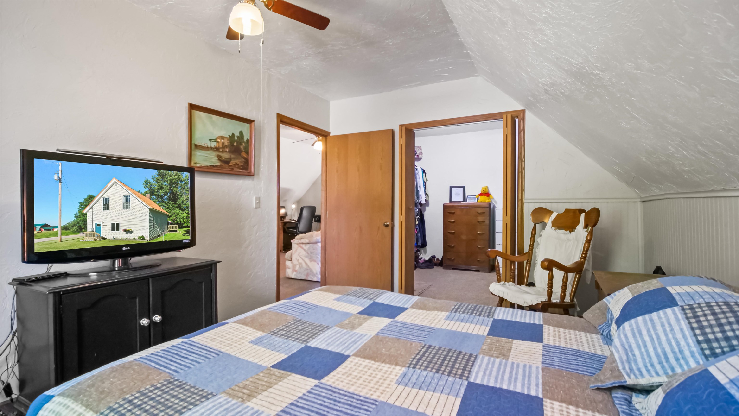 10490 47 Road Cadillac, MI 49601 - Photo 33 of 39 1901617-32.JPG
