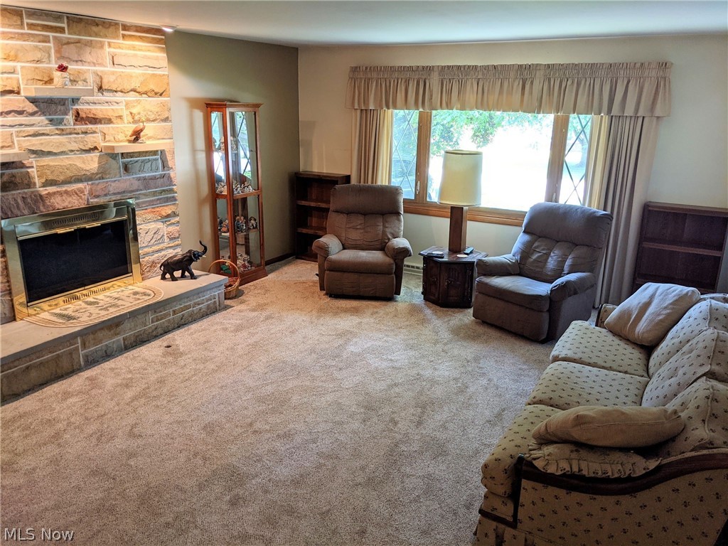3410 Deidrick Road Kent, OH 44240 - Photo 5 of 35