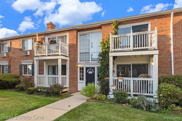 $1,450 | 2420 Parmenter Boulevard, Unit 206, Royal Oak, MI 48073