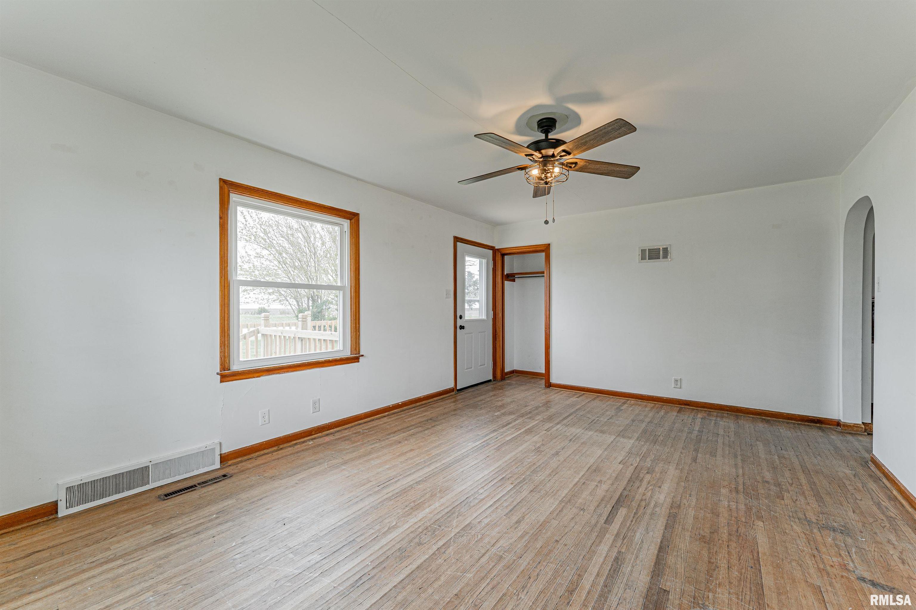 30586 East 830 N Road Chatsworth, IL 60921 - Photo 6 of 41