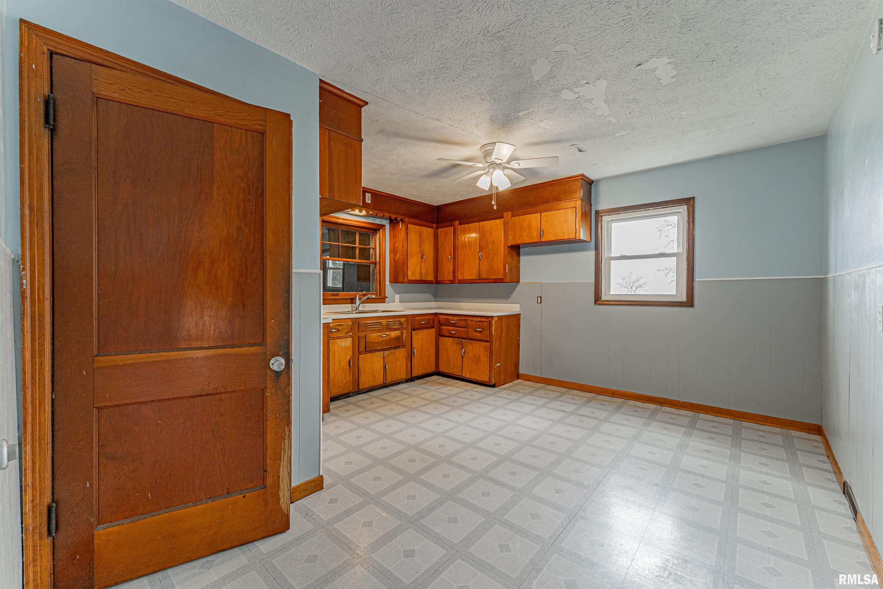 30586 East 830 N Road Chatsworth, IL 60921 - Photo 7 of 41