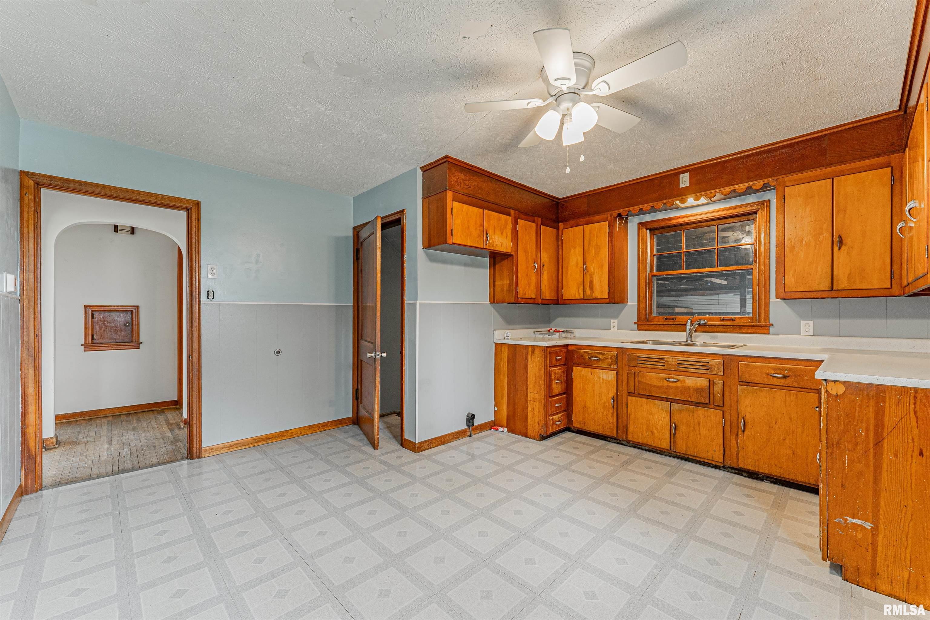 30586 East 830 N Road Chatsworth, IL 60921 - Photo 8 of 41
