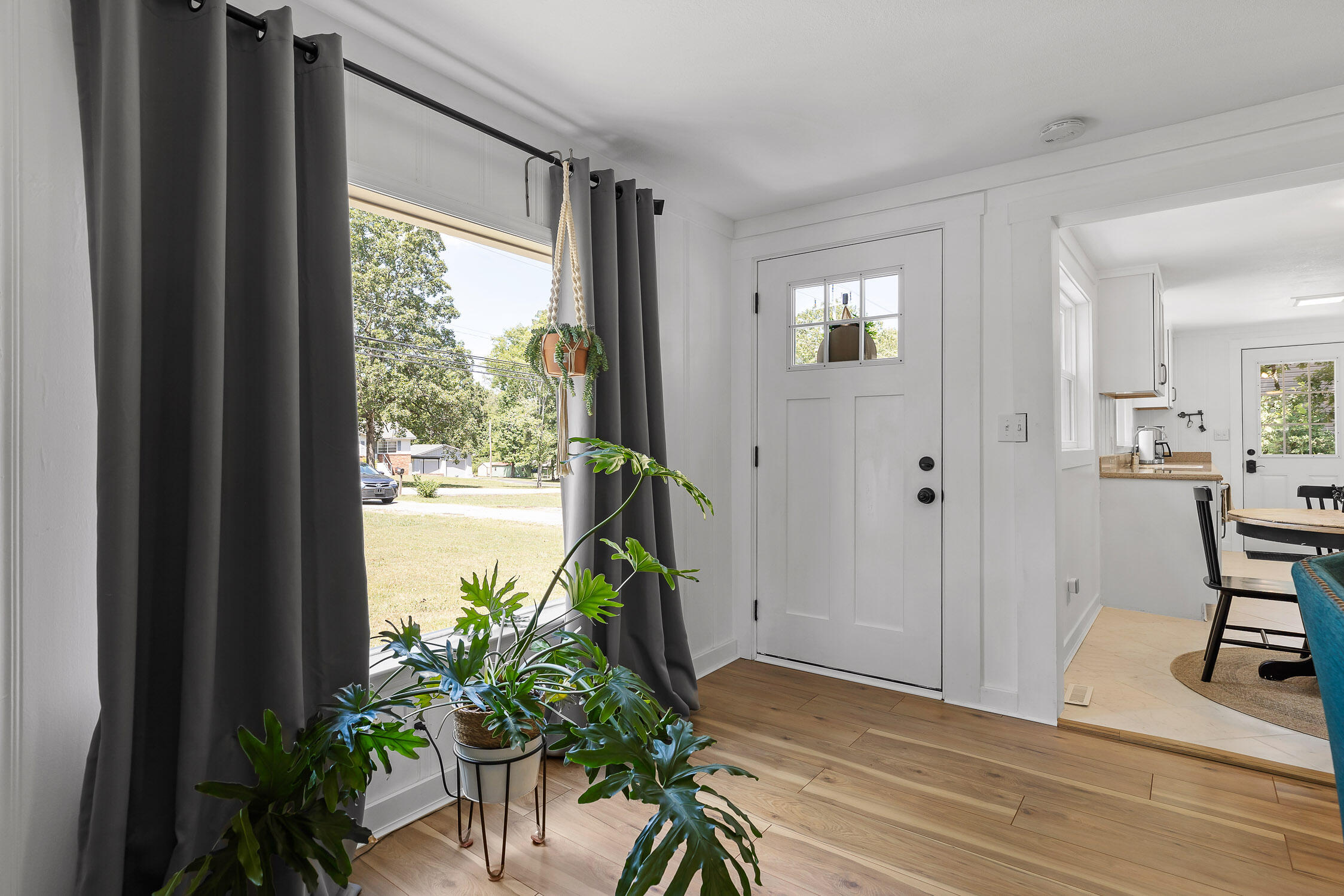 8200 Igou Gap Road Chattanooga, TN 37421 - Photo 9 of 28 Igou Gap-11