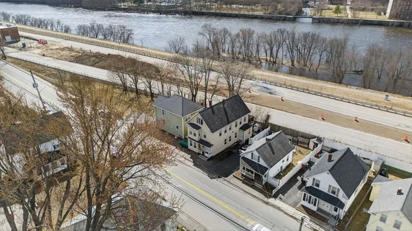 $562,300 | 508-510 Lakeview Avenue, Lowell, MA 01850