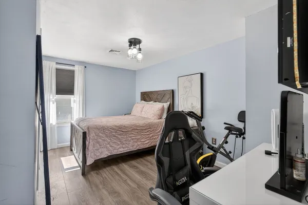 $562,300 | 508-510 Lakeview Avenue, Lowell, MA 01850