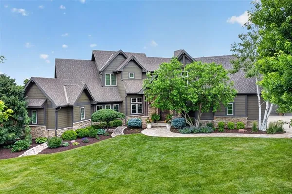 $2,250,000 | 7975 Northwest Breckenridge Drive, Kansas City, MO 64152