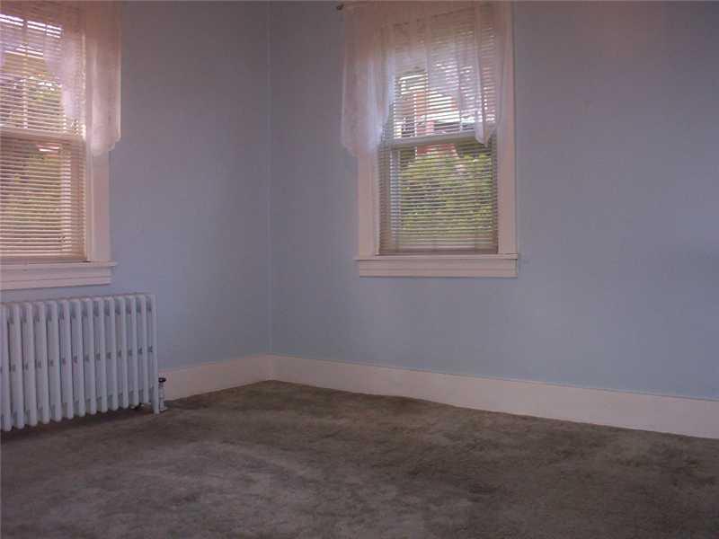4038 Franklin Road Observatory Hill, PA 15214 - Photo 7 of 10 Master Bedroom.