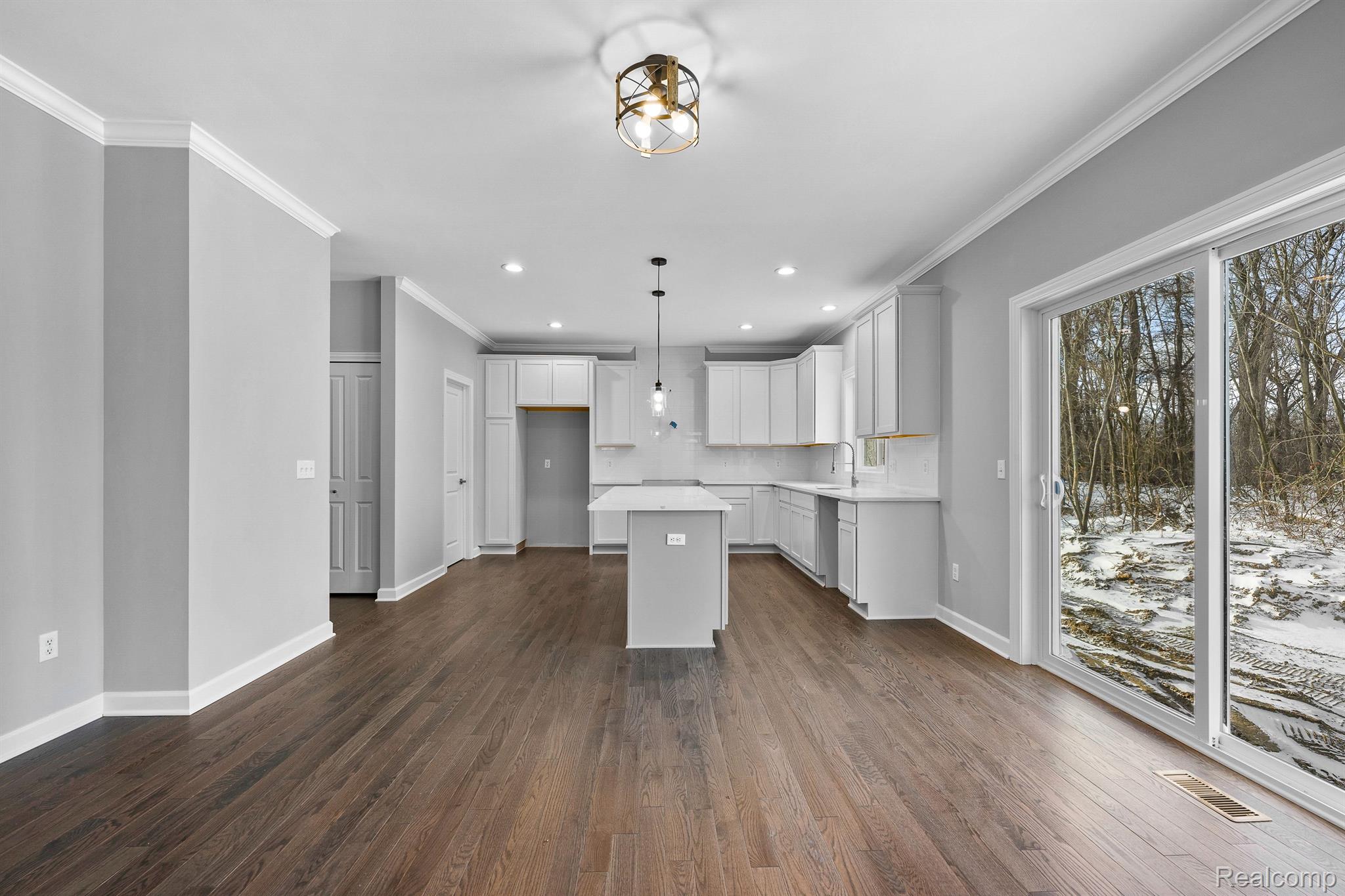 16142 Catalpa Ridge Holly, MI 48442 - Photo 9 of 25 Gallery Image 9