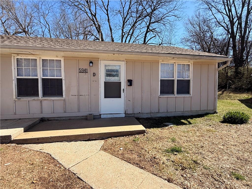 5941 Raytown Road Raytown, MO 64133 - Photo 3 of 38