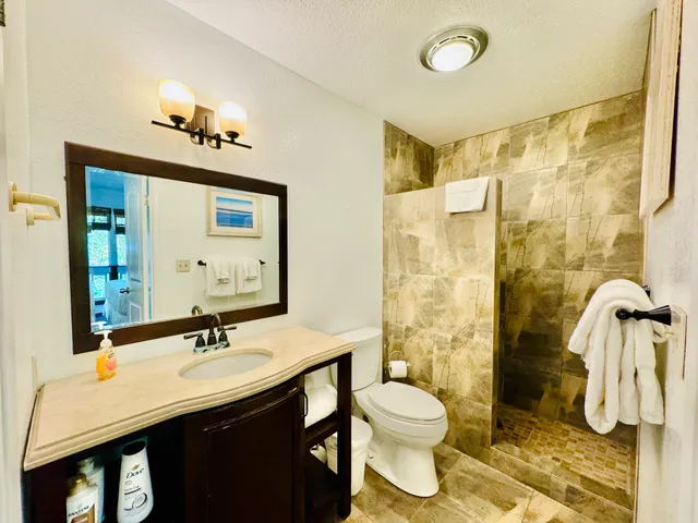 $4,250,000 | 4523 Uku Lii Place, Hanalei, HI 96714